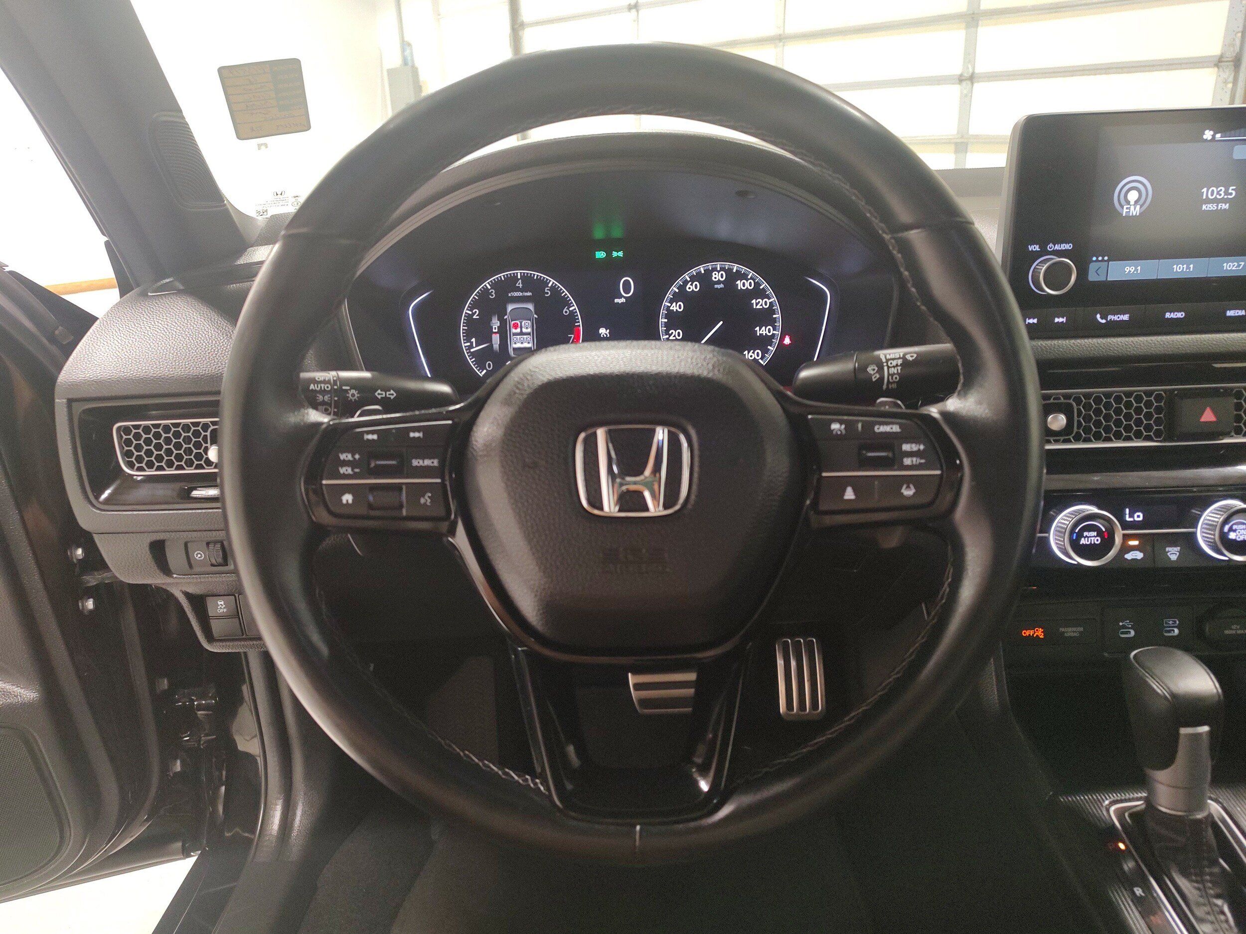 Used 2025 Honda Civic Sport image 5
