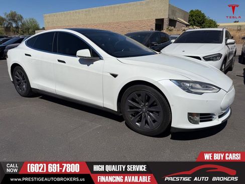 Used 2016 Tesla Model S 70D image 3