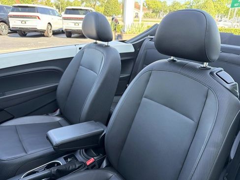 Used 2014 Volkswagen Beetle 2.5 FWD image 12