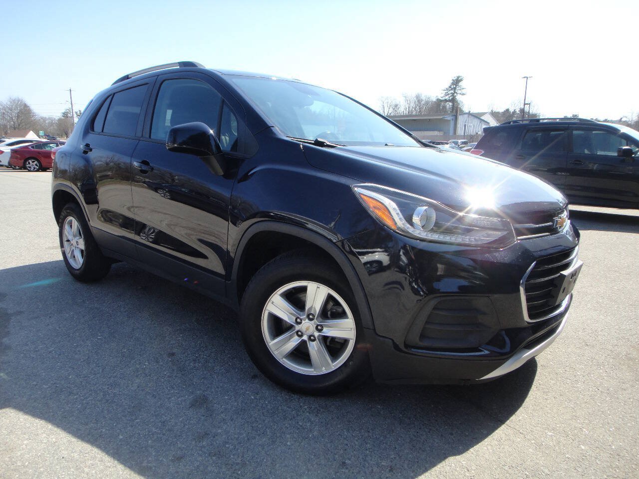 Used 2021 Chevrolet Trax LT w/ Driver Confidence Package AWD/4WD image 4