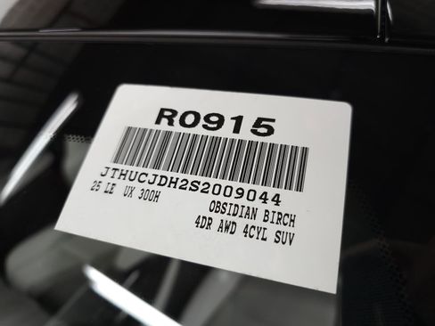 Used 2025 Lexus UX 300h AWD w/ Cold Area Package image 37