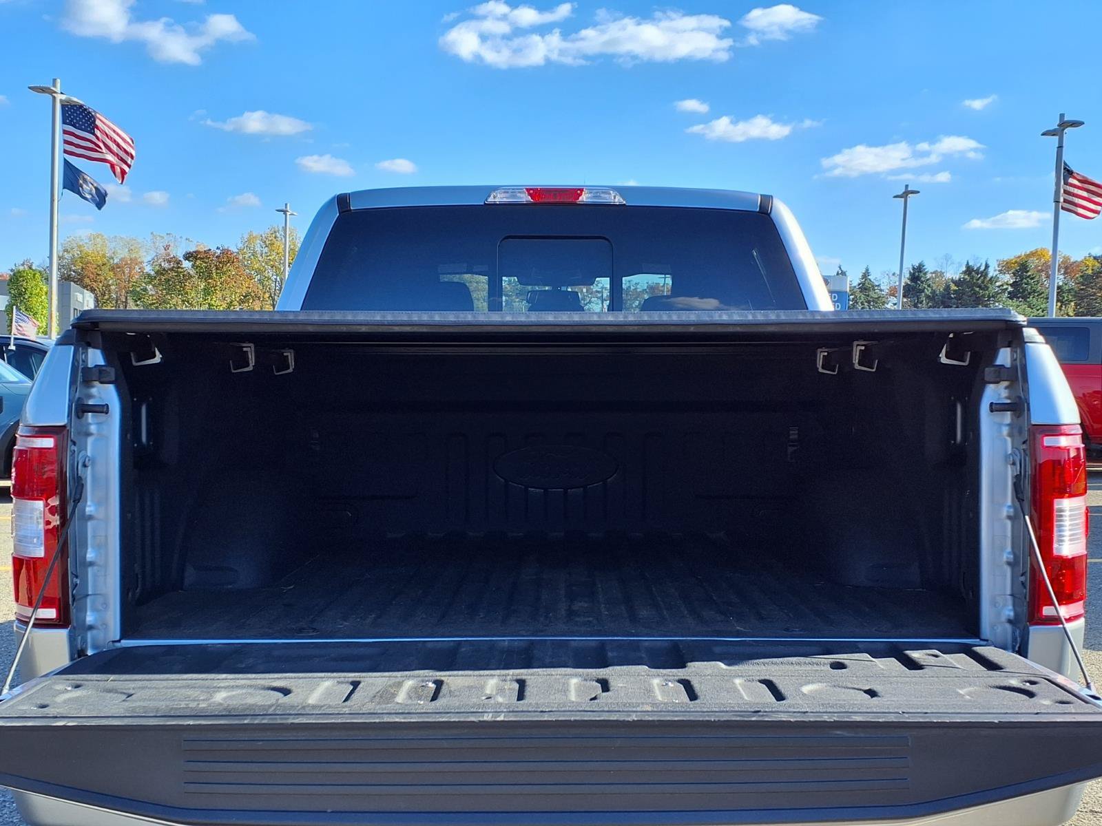 Used 2020 Ford F150 XLT w/ Equipment Group 302A Luxury AWD/4WD image 9