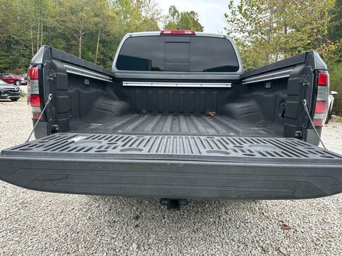 Used 2023 Nissan Frontier SV w/ SV Convenience Package image 25