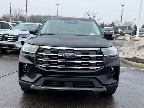 New 2026 Ford Explorer Active w/ Active Comfort Package image 2