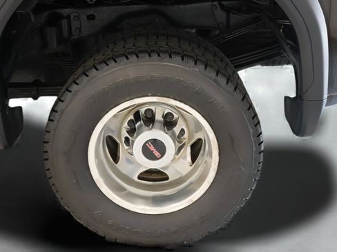 Used 2023 GMC Sierra 3500 Denali w/ Denali Ultimate Package AWD/4WD image 36