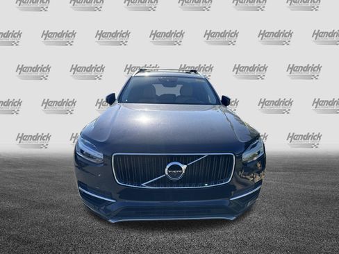 Used 2016 Volvo XC90 T6 Momentum w/ Momentum Plus Package AWD/4WD image 3