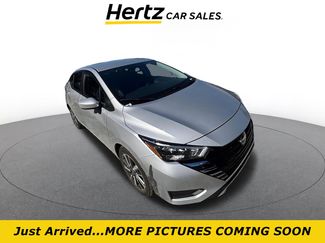 Used 2025 Nissan Versa SV video 1