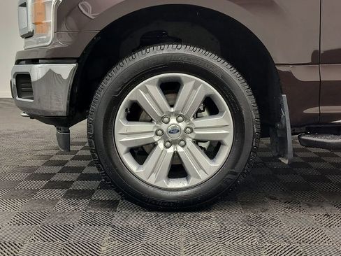 Used 2018 Ford F150 XLT w/ Equipment Group 302A Luxury image 11