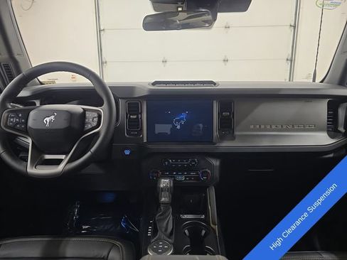 New 2026 Ford Bronco Badlands AWD/4WD image 15