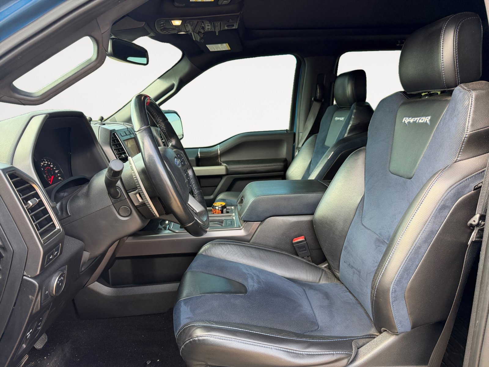 Used 2019 Ford F150 Raptor w/ Equipment Group 802A Luxury AWD/4WD image 9