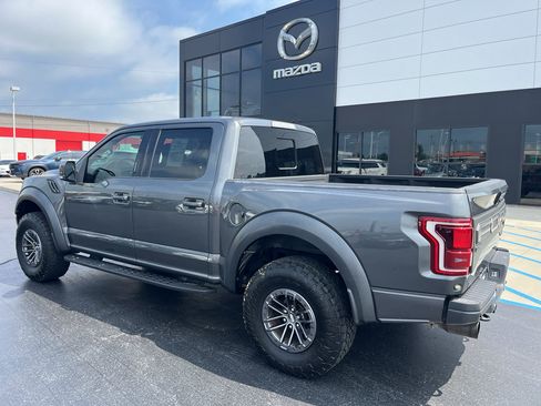Used 2019 Ford F150 Raptor w/ Equipment Group 802A Luxury AWD/4WD image 3