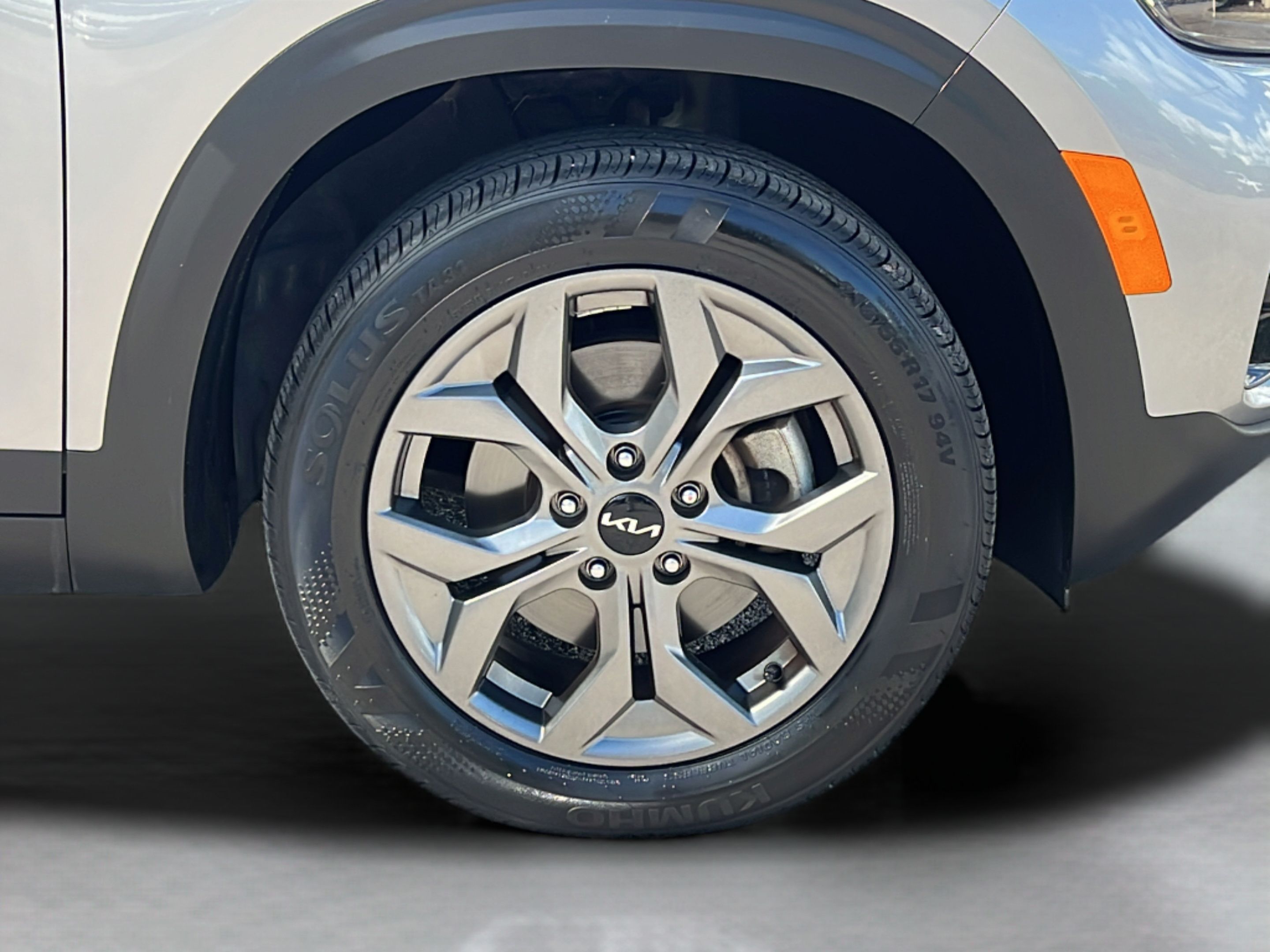 Certified 2024 Kia Seltos S AWD/4WD image 25