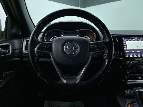 Used 2020 Jeep Grand Cherokee Altitude image 20