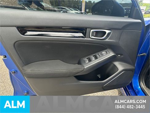 Used 2022 Honda Civic EX image 11
