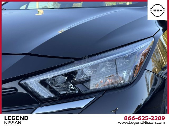 Used 2025 Nissan Versa SV w/ Trunk Package FWD image 10