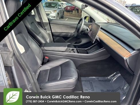 Used 2021 Tesla Model Y Long Range AWD/4WD image 12