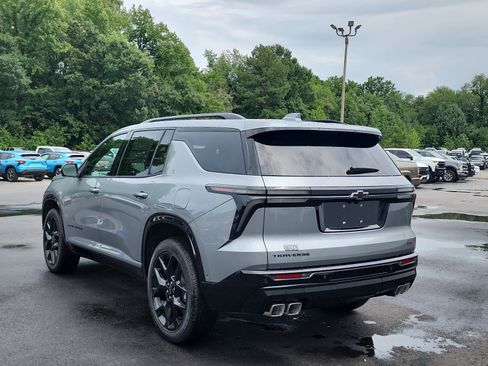 New 2026 Chevrolet Traverse RS FWD image 3