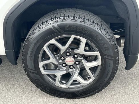 Used 2023 GMC Sierra 1500 SLT w/ SLT Premium Plus Package image 16