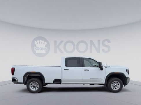 New 2026 GMC Sierra 3500 Pro image 2