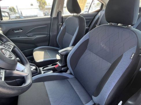 Used 2025 Nissan Versa SV FWD image 23