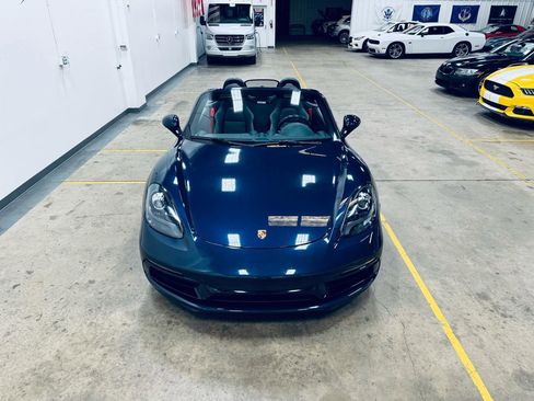 Used 2019 Porsche 718 Boxster GTS image 2