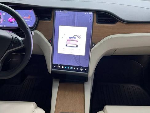 Used 2020 Tesla Model X Long Range AWD/4WD image 28