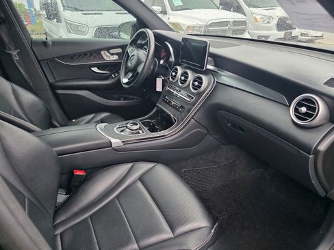 Used 2018 Mercedes-Benz GLC 300 image 10