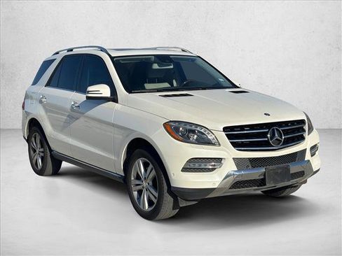 Used 2013 Mercedes-Benz ML 350 4MATIC image 3