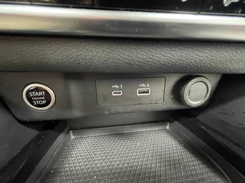 Used 2023 Nissan Rogue SV AWD/4WD image 21