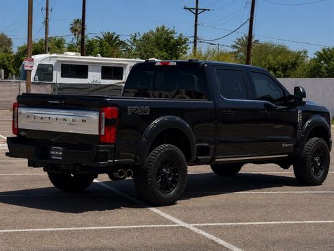 Used 2024 Ford F250 Platinum w/ FX4 Off-Road Package AWD/4WD image 4
