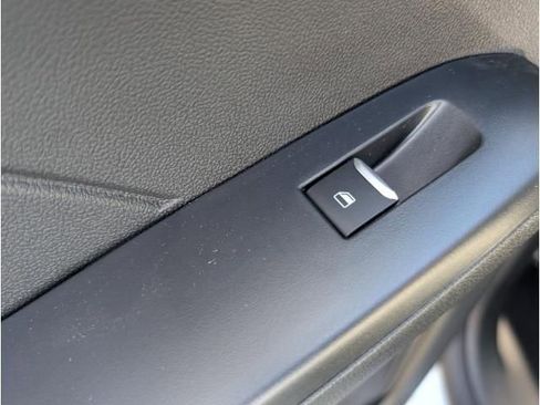 New 2025 Ford Escape Base image 34