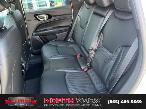 New 2026 Jeep Compass Latitude AWD/4WD image 15