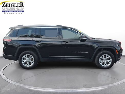 Used 2023 Jeep Grand Cherokee L Limited w/ Luxury Tech Group II AWD/4WD image 4