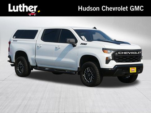 Used 2025 Chevrolet Silverado 1500 Custom Trail Boss w/ Turbomax Blackout Package AWD/4WD image 1