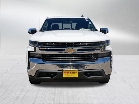 Used 2019 Chevrolet Silverado 1500 LT w/ All-Star Edition AWD/4WD image 2