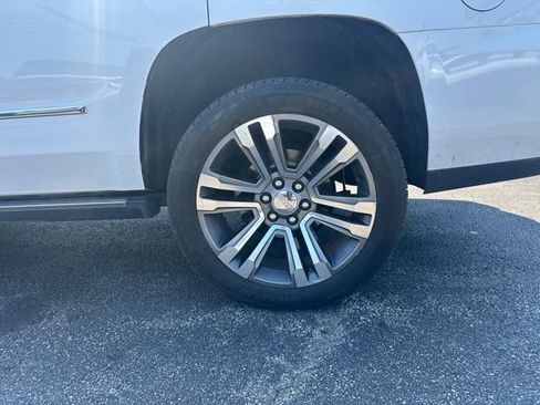 Used 2019 GMC Yukon Denali w/ Denali Ultimate Package image 5