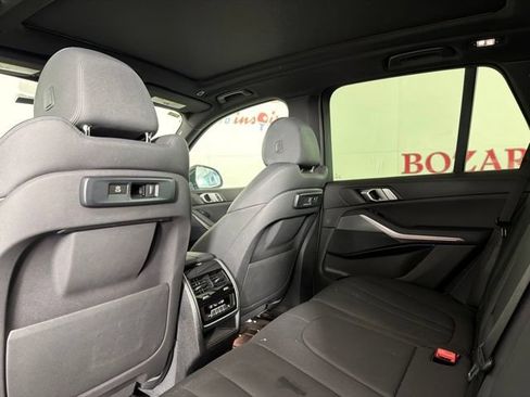 Used 2019 BMW X5 xDrive40i w/ Convenience Package AWD/4WD image 14