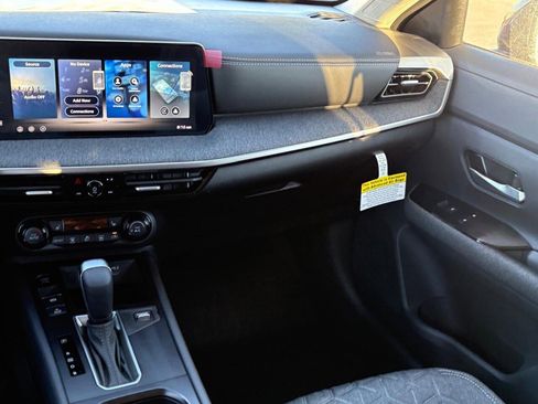 New 2026 Nissan Kicks SV image 12