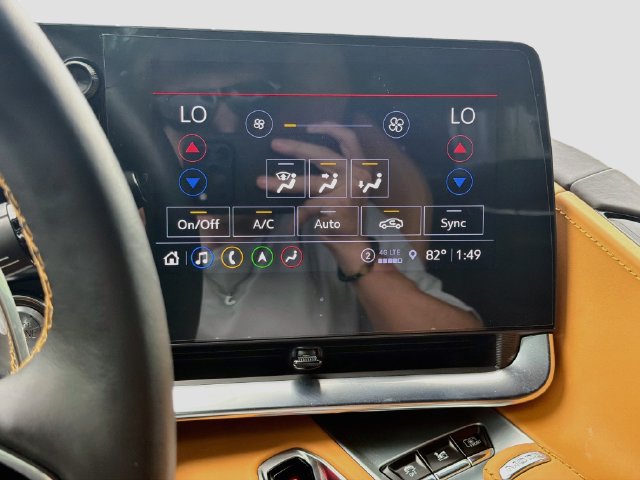 Used 2023 Chevrolet Corvette Stingray Premium Cpe w/ Z51 Performance Package RWD image 31