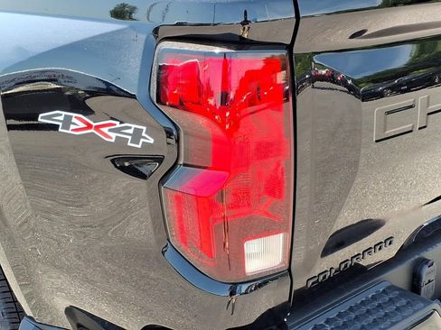 New 2026 Chevrolet Colorado LT w/ Advanced Trailering Package AWD/4WD image 9