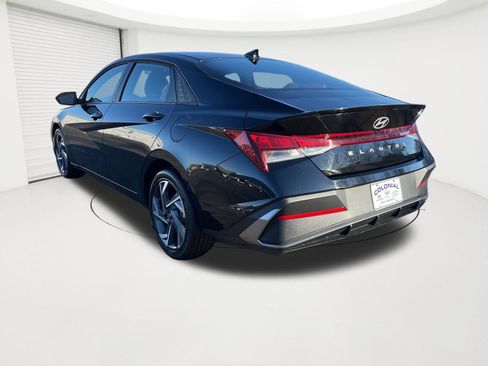 New 2025 Hyundai Elantra Sport image 3