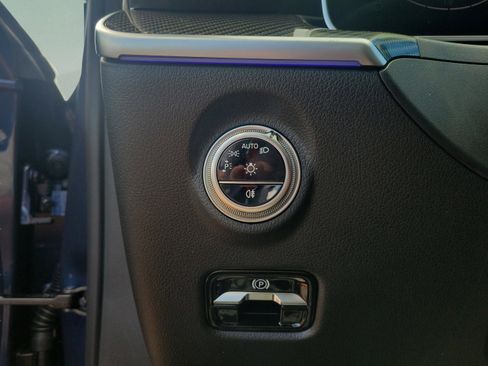 New 2026 Mercedes-Benz C 43 AMG 4MATIC Sedan image 25