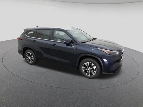 New 2026 Toyota Highlander XLE AWD/4WD image 12