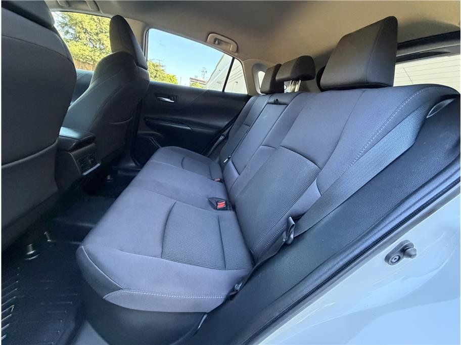 Used 2022 Toyota Venza LE AWD/4WD image 20