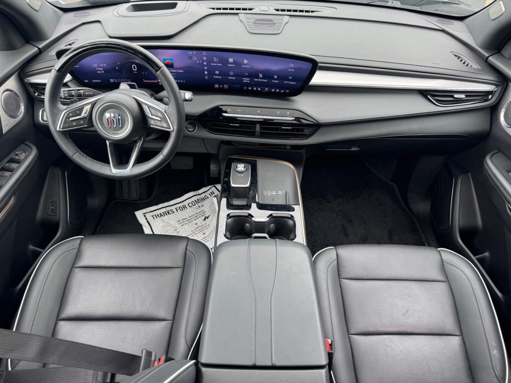 Used 2025 Buick Enclave Avenir w/ Super Cruise Package FWD image 12