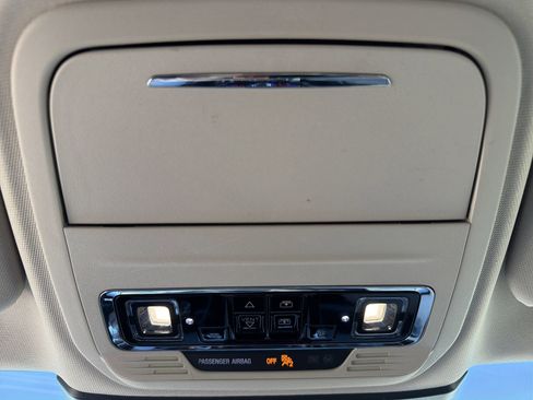 Used 2022 Lincoln Corsair Reserve w/ Equipment Group 201A image 4