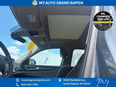 Used 2024 Volkswagen Atlas Peak Edition SEL AWD/4WD image 23