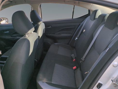 Used 2023 Nissan Versa SV image 13