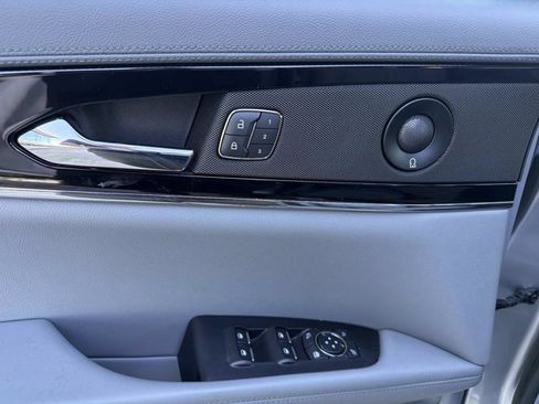 Used 2022 Lincoln Nautilus Reserve w/ Equipment Group 201A image 13