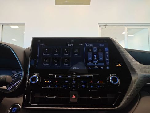 Used 2022 Toyota Highlander Platinum image 30